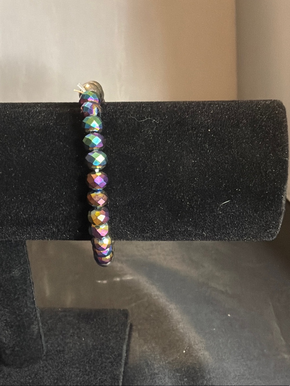 Iridescent Faceted Bead stretch bracelet  - Women Jewelry
